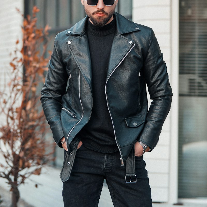 Casaca biker negra