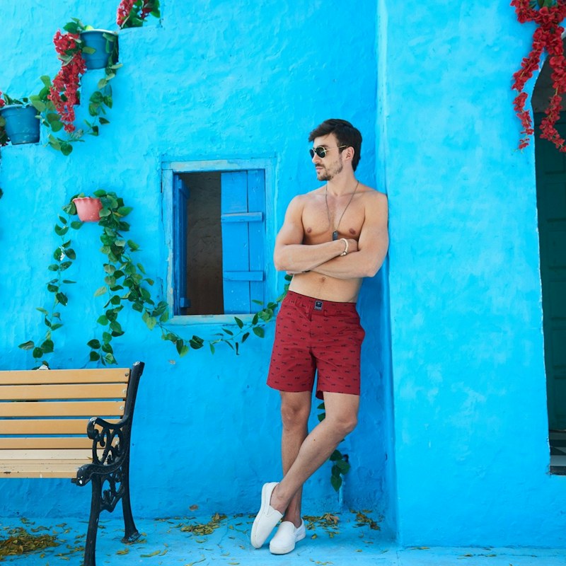 Short de baño rojo