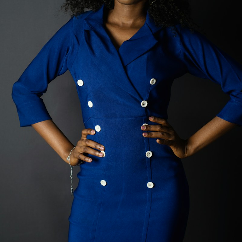 Vestido cruzado azul francia