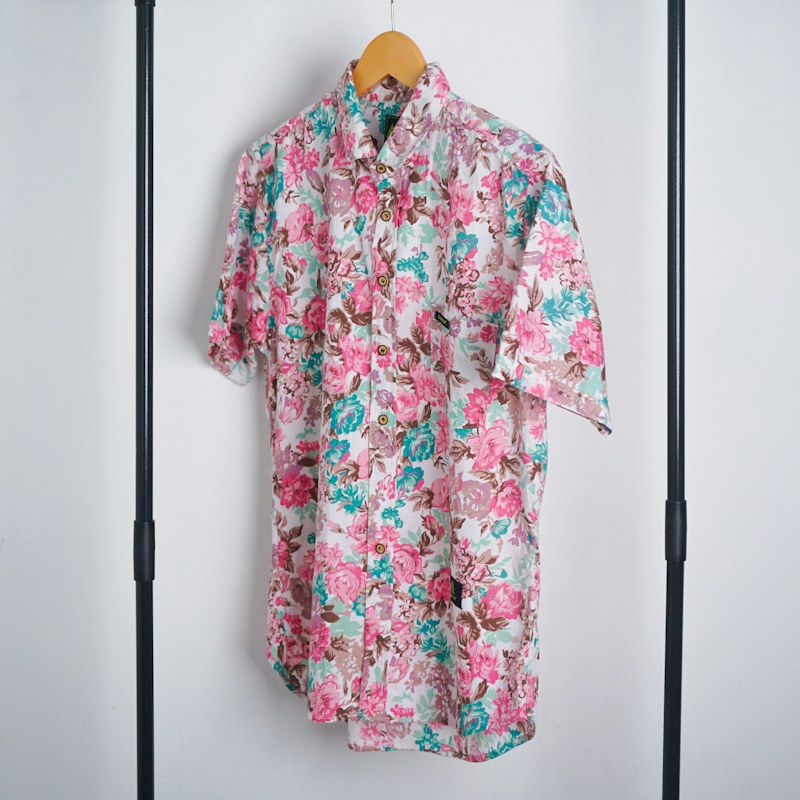 Camisa floral tropical
