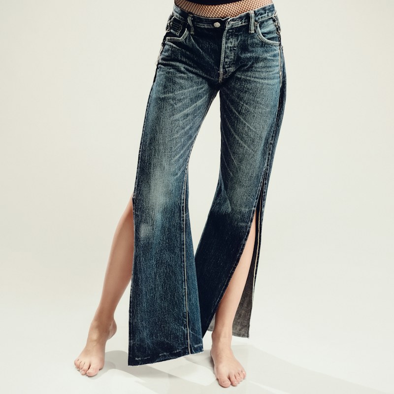 Jean wide leg con abertura